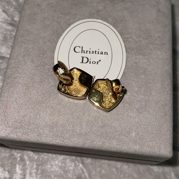 Christian Dior preloved clip on earrings excellent condition black /gold. - Picture 3 of 6